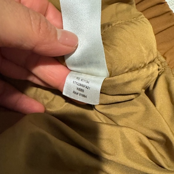 Patagonia Tan and Brown Puffer Jacket with Hood - Picture 8 of 8